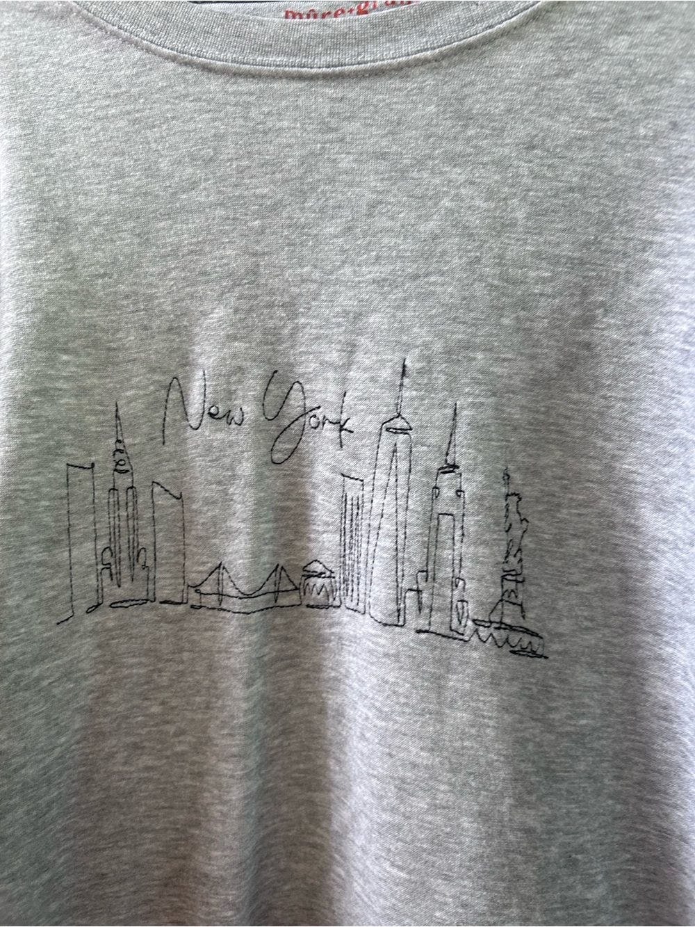 mure + grand New York embroidered sweatshirt - Picture 2 of 4